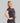 vrouw in zwart Comfort T-Shirt dames, ultrazacht en ademend, sportieve pasvorm