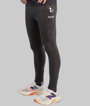 Heren Comfort Lange Tight zwarte sportlegging met ademend en rekbaar materiaal voor optimale bewegingsvrijheid.